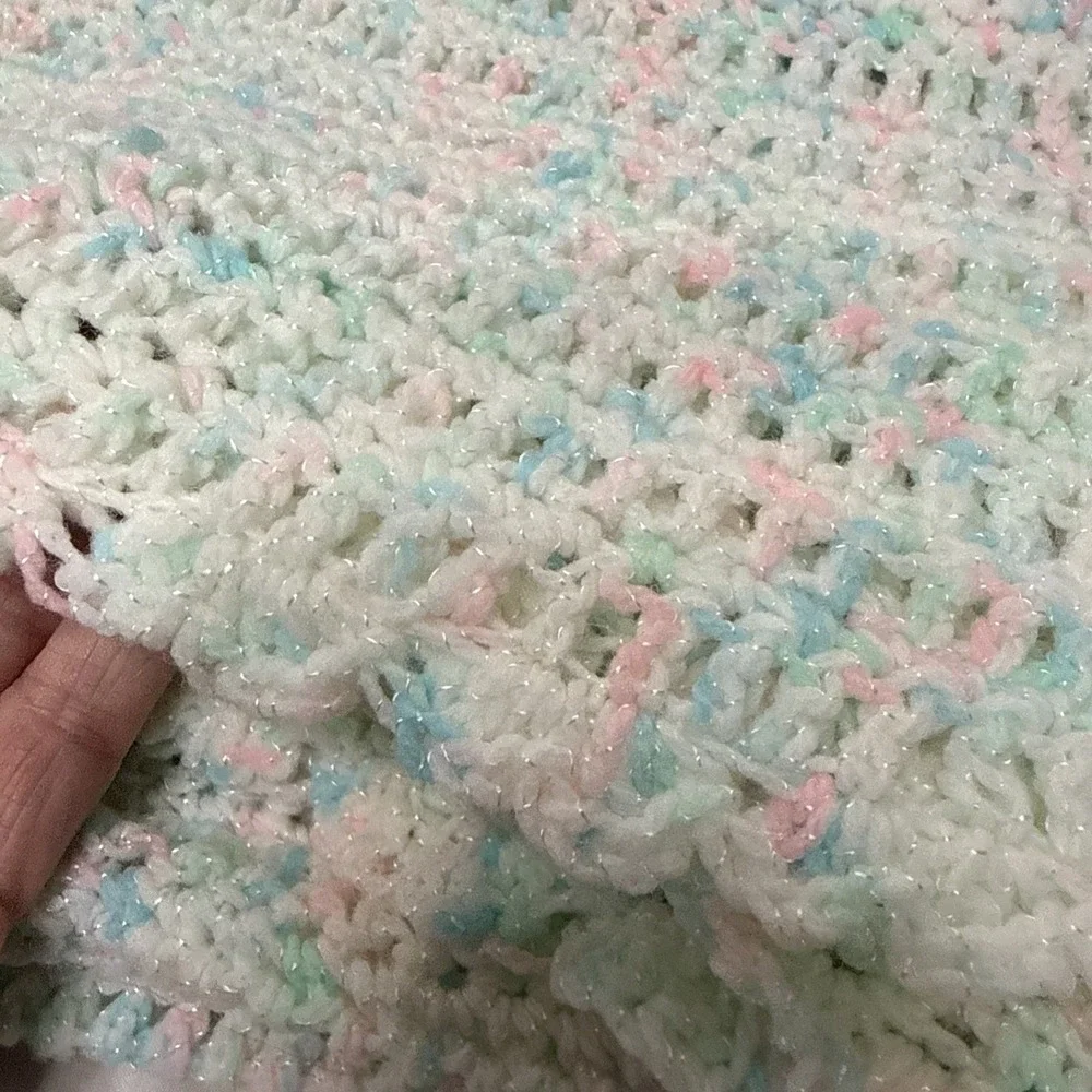 VTG Lacy Granny Scalloped Waffle Stitch Baby Afghan Ruffle Border Pink Blue Mint